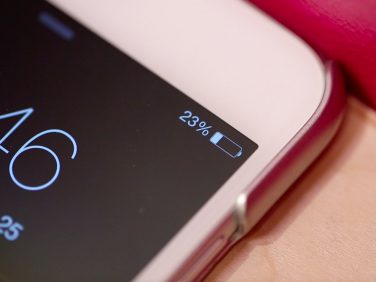 Cambiare la batteria di iPhone 6S è diventato impossibile